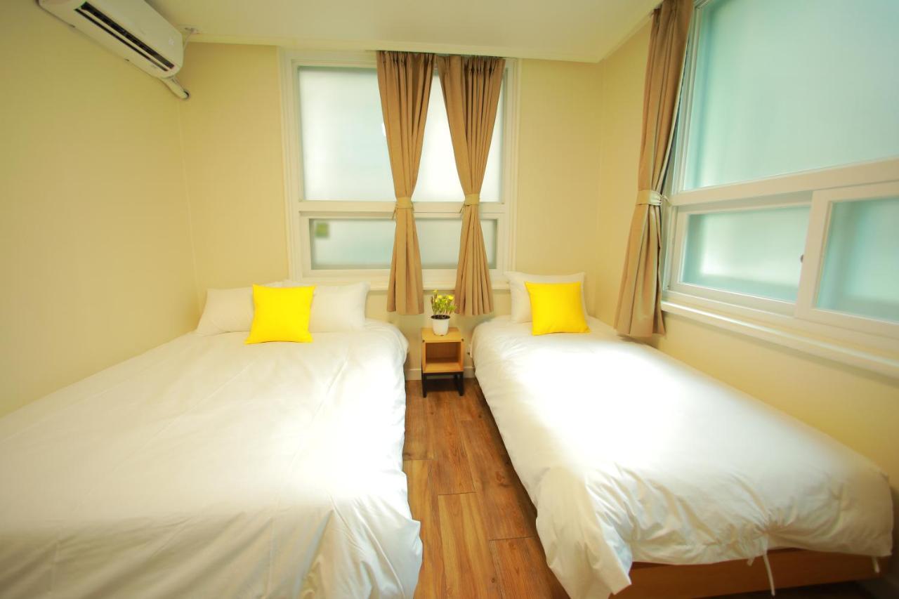Slow Vibe Myeongdong Seoul Exterior photo